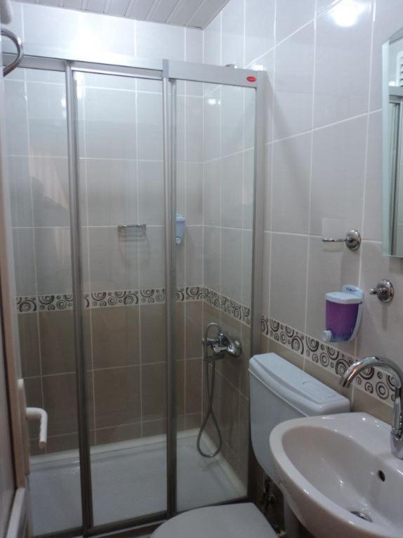 Yavuz Hotel Ankara Bagian luar foto